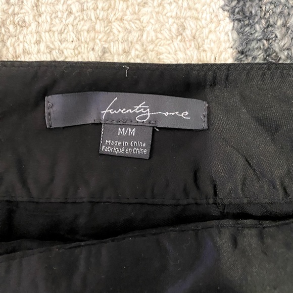 Y2K Forever 21 Lace Skirt - Picture 3 of 3